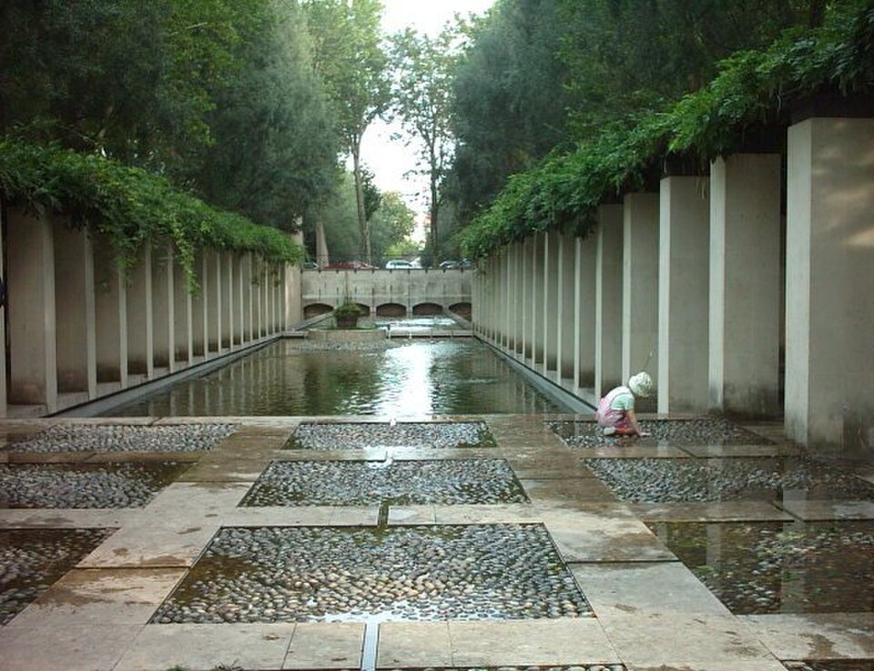 A photograph of Jardin Yitzhak-Rabin