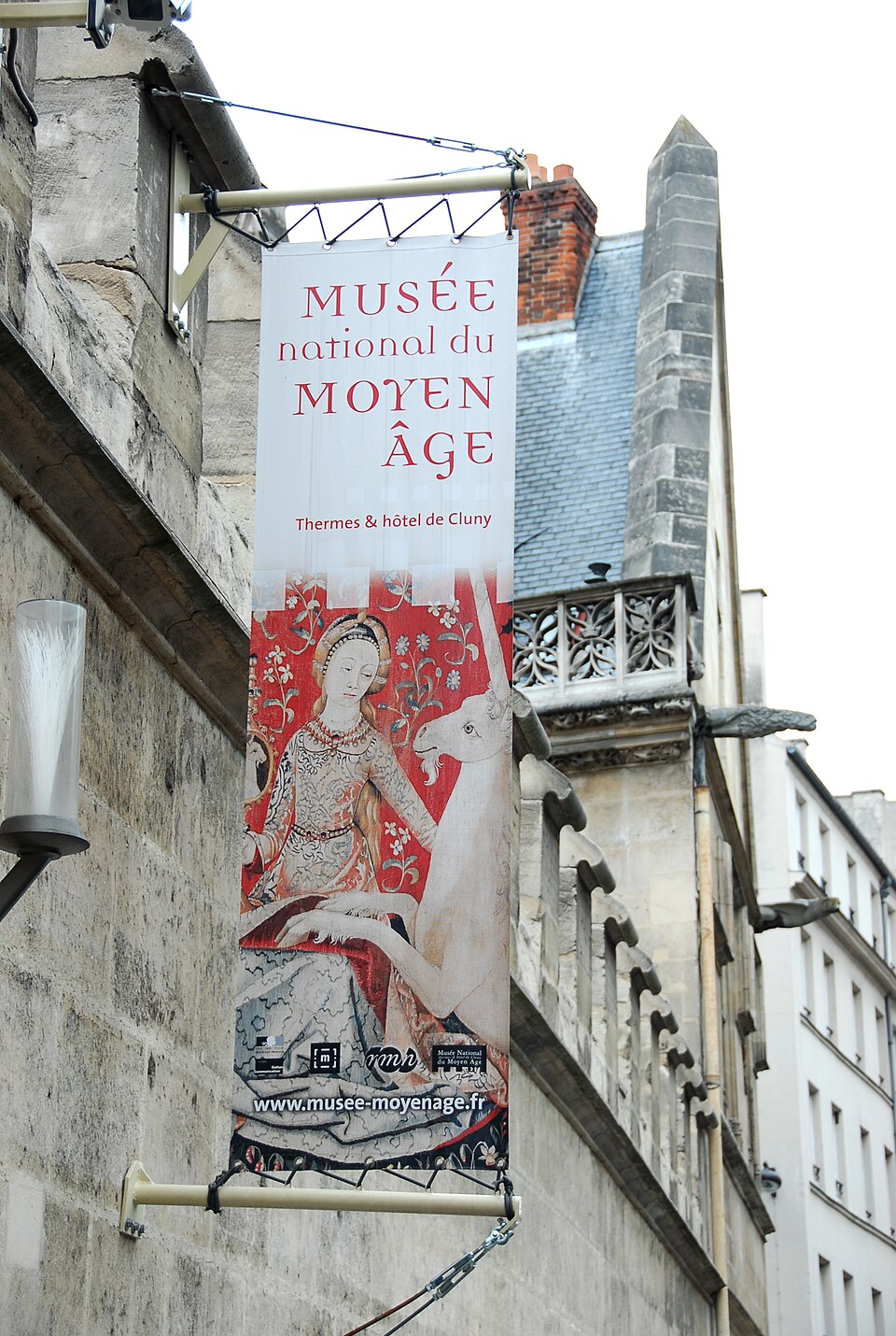A photograph of Musée de Cluny