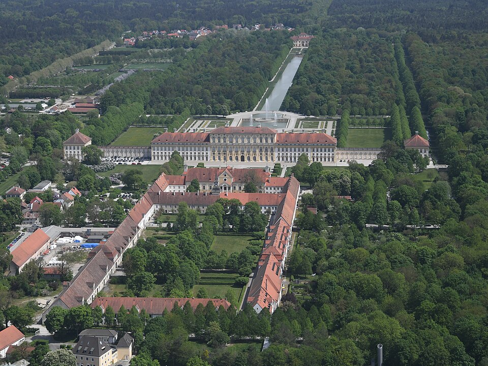 A photograph of Schleißheim palace complex