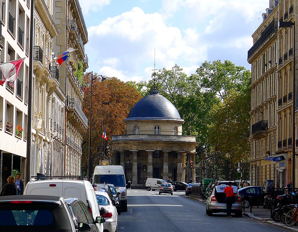 A photograph of Barrière de Chartres