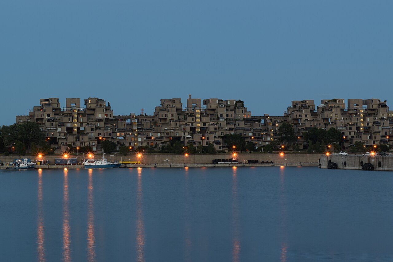 A photograph of Habitat 67
