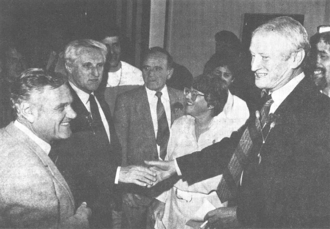 Shem Tov fotoğrafı