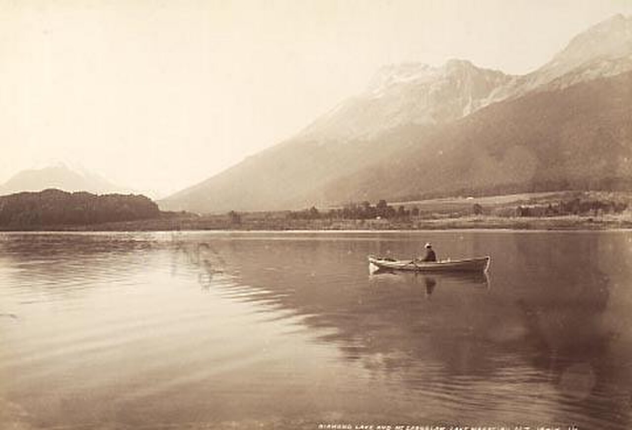 Una fotografia di Diamond Lake