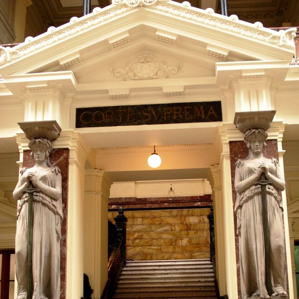 A photograph of Palacio de los Tribunales de Justicia de Santiago