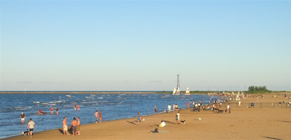 A photograph of Montrose Avenue Beach