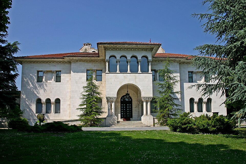 A photograph of Royal Palace