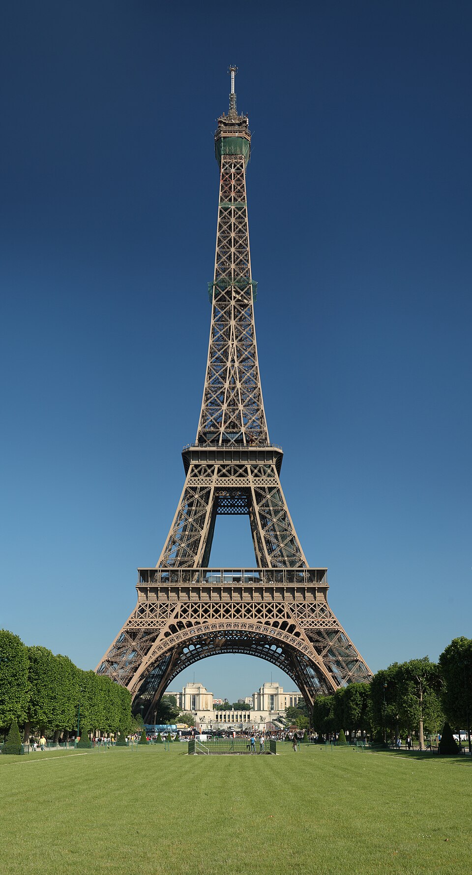 A photograph of Eiffel Tower