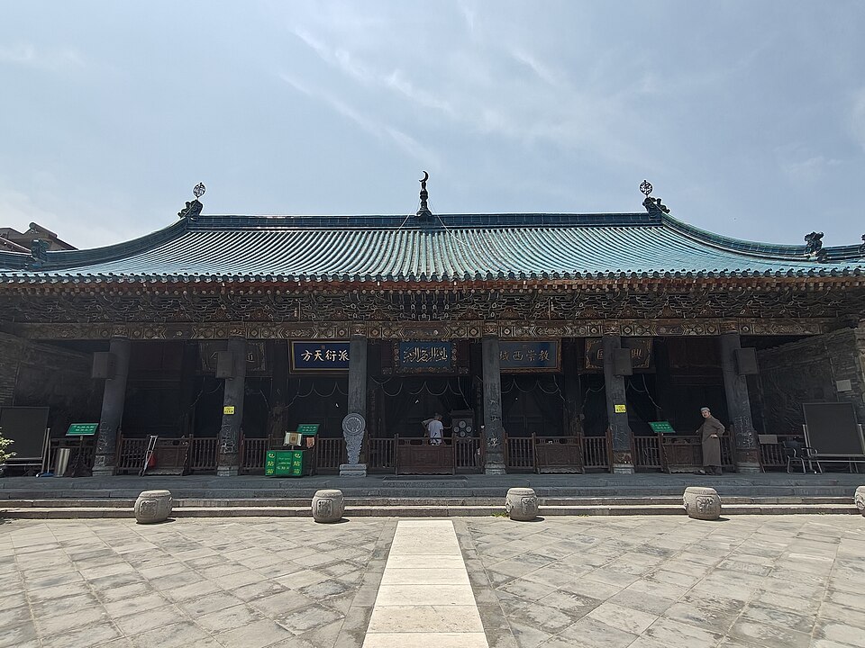 A photograph of Daxuexixiang Mosque