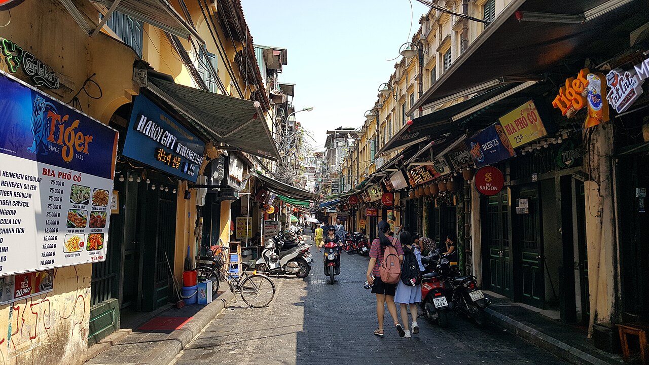 Phố Tạ Hiện