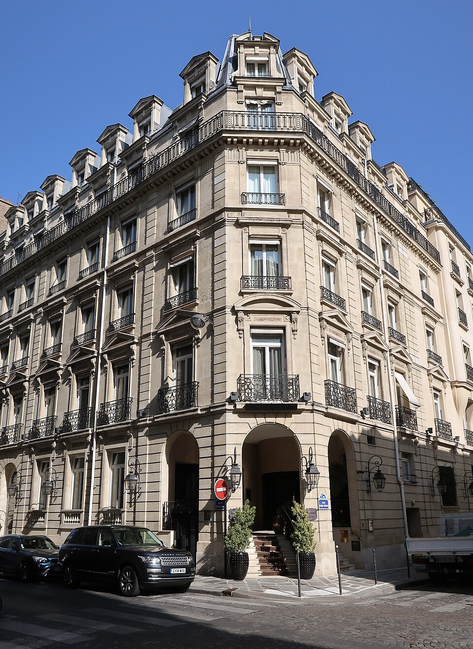 A photograph of Pierre Gagnaire