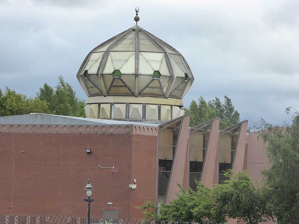 A photograph of Glasgow Central Mosque