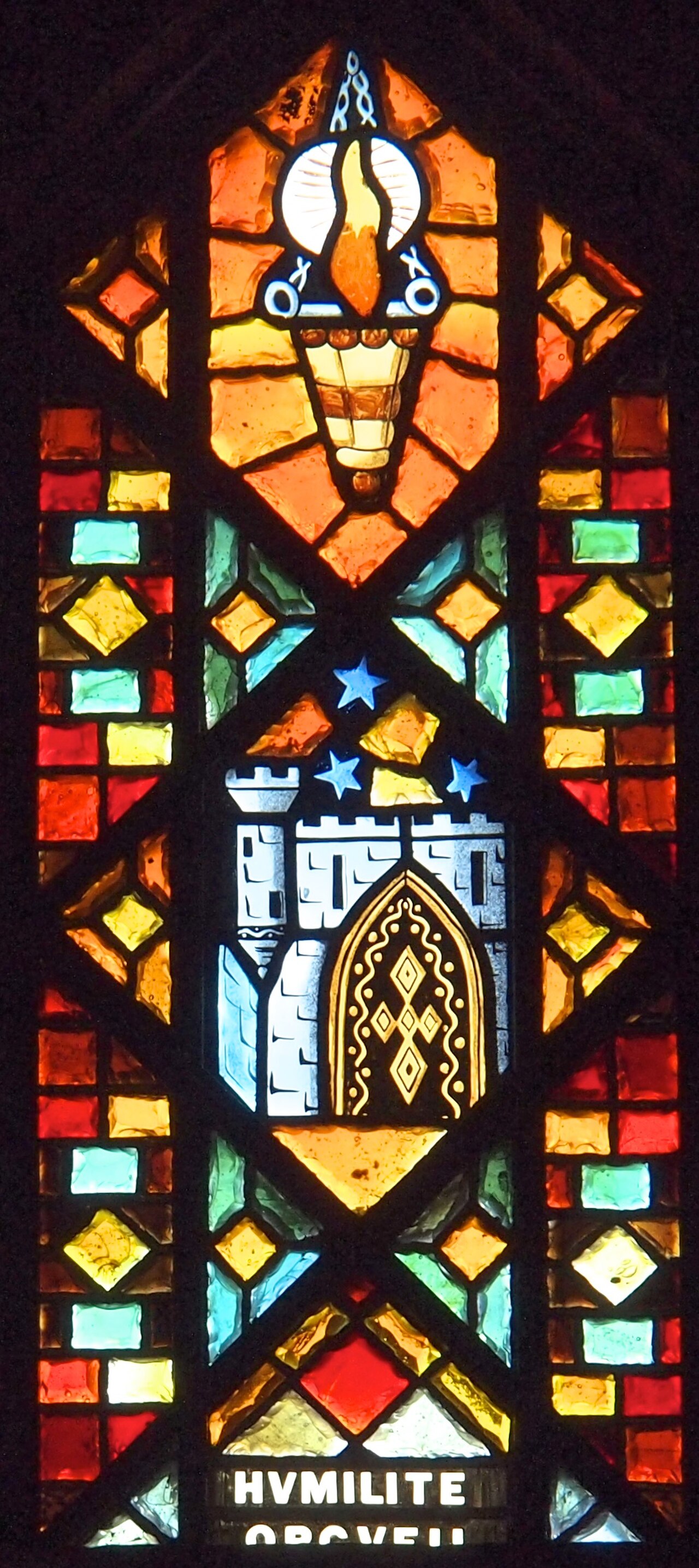 Une photographie de cathédrale Saint-Maron