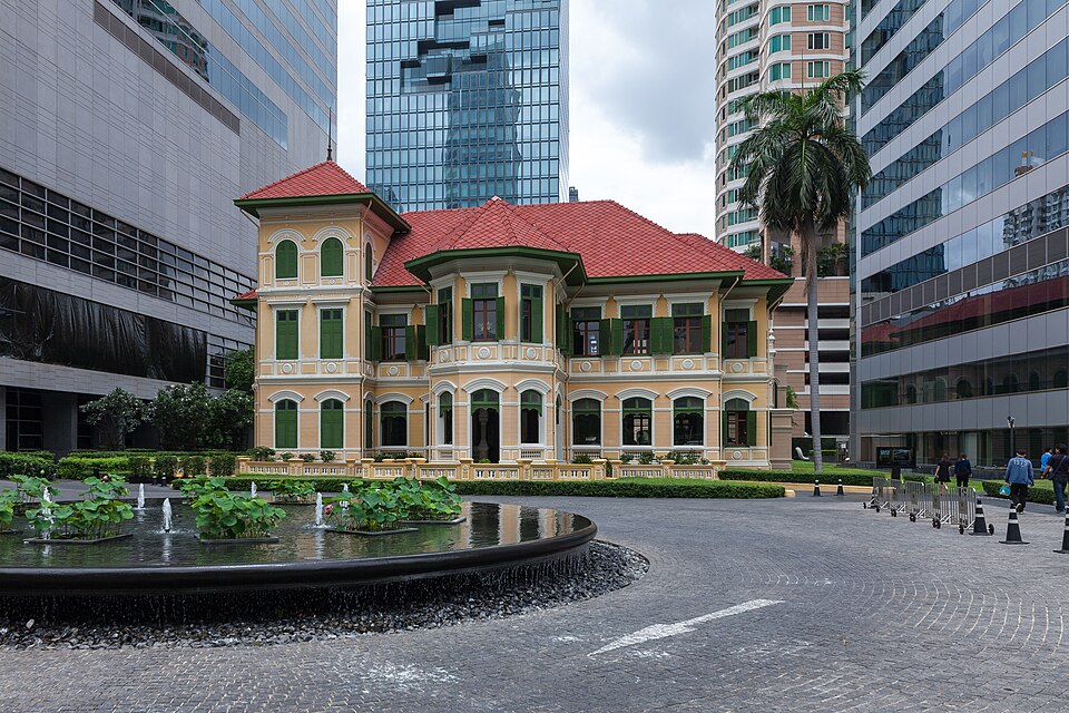 A photograph of Luang Sathorn Mansion