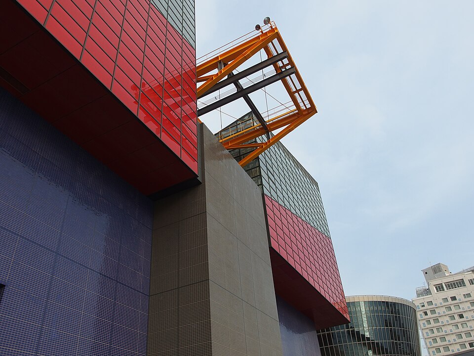 A photograph of Osaka Aquarium Kaiyukan