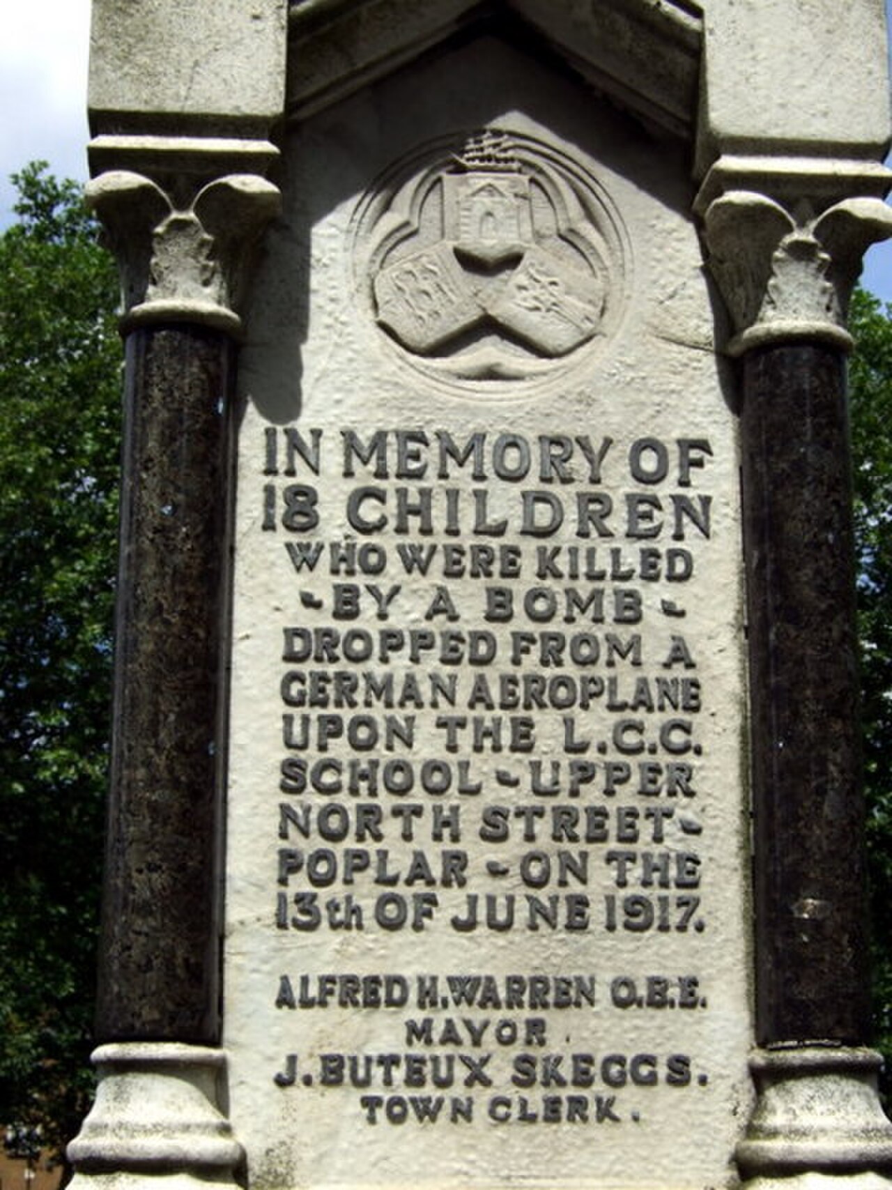 صورة Poplar Recreation Ground Memorial