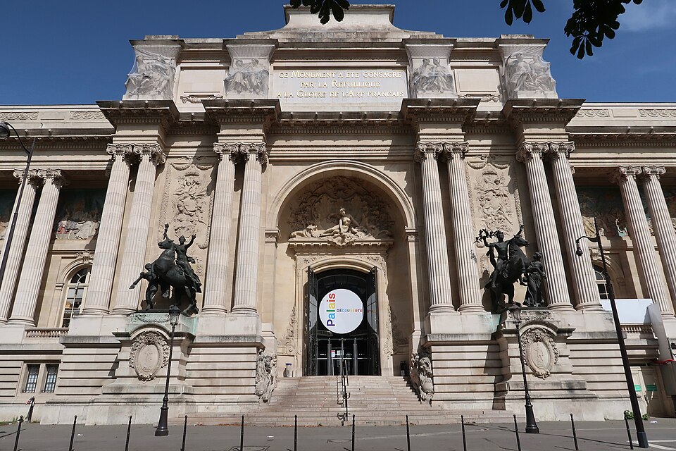 A photograph of Palais de la Découverte