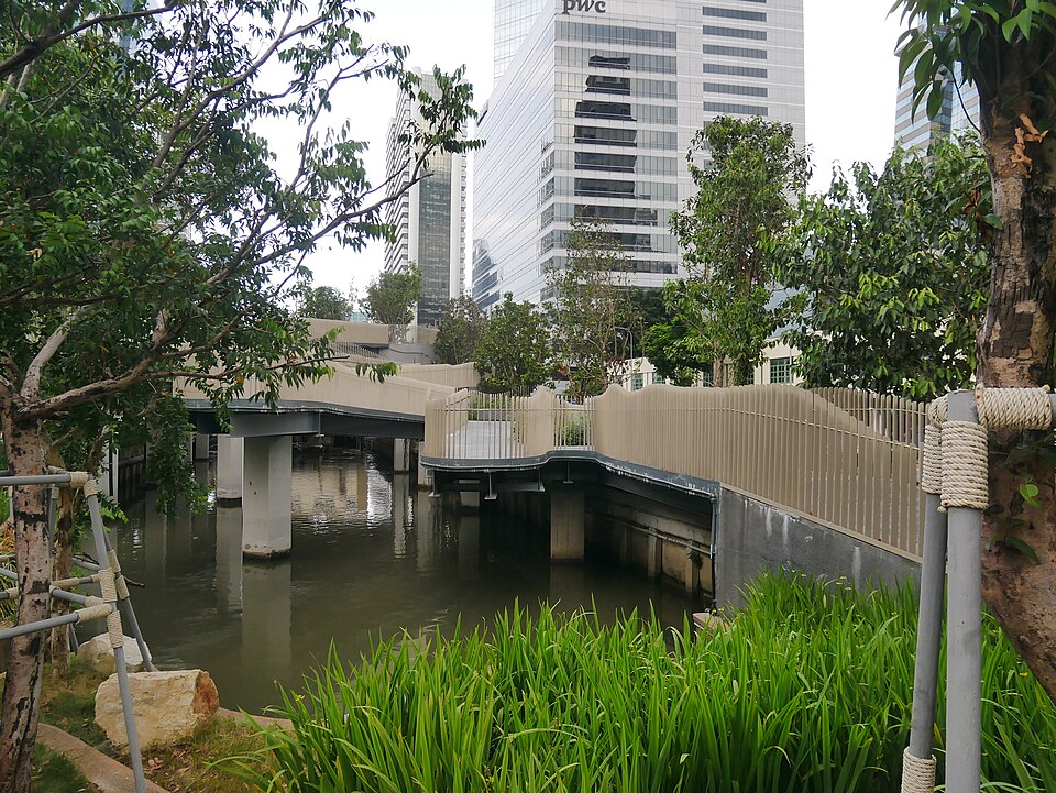 A photograph of Khlong Chong Nonsi Public Park