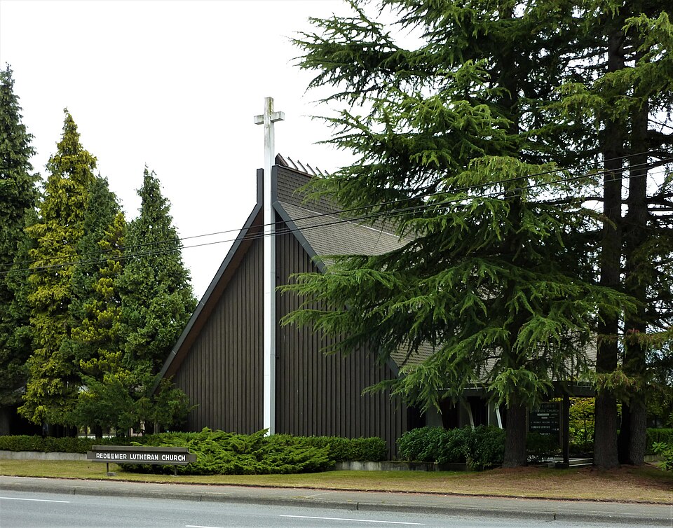 A photograph of Redeemer Lutheran Church