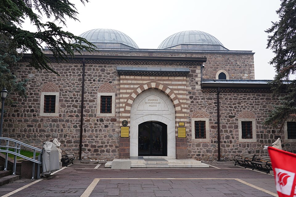 A photograph of Kurşunlu Hanı