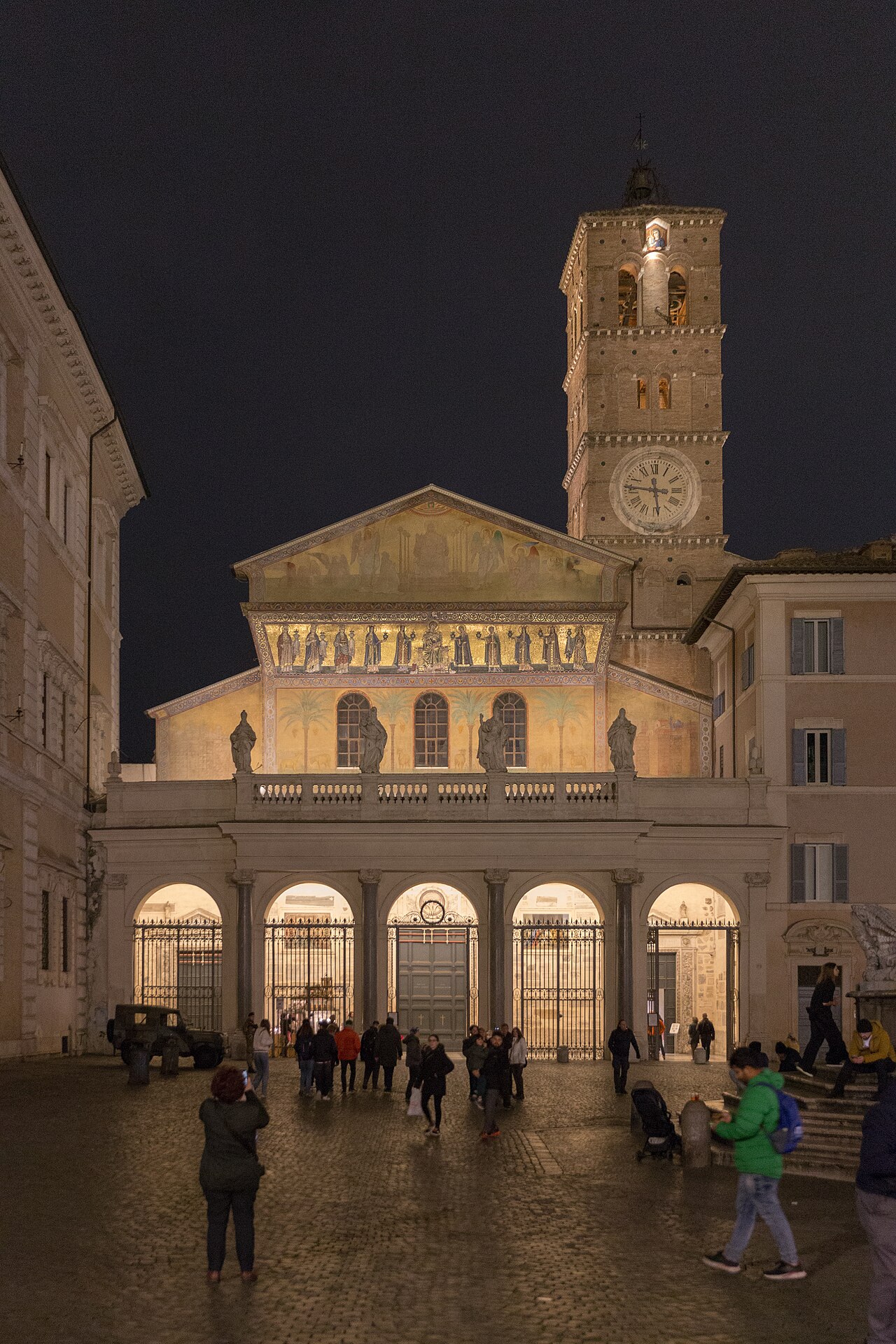 Santa Maria in Trastevere Bazilikası