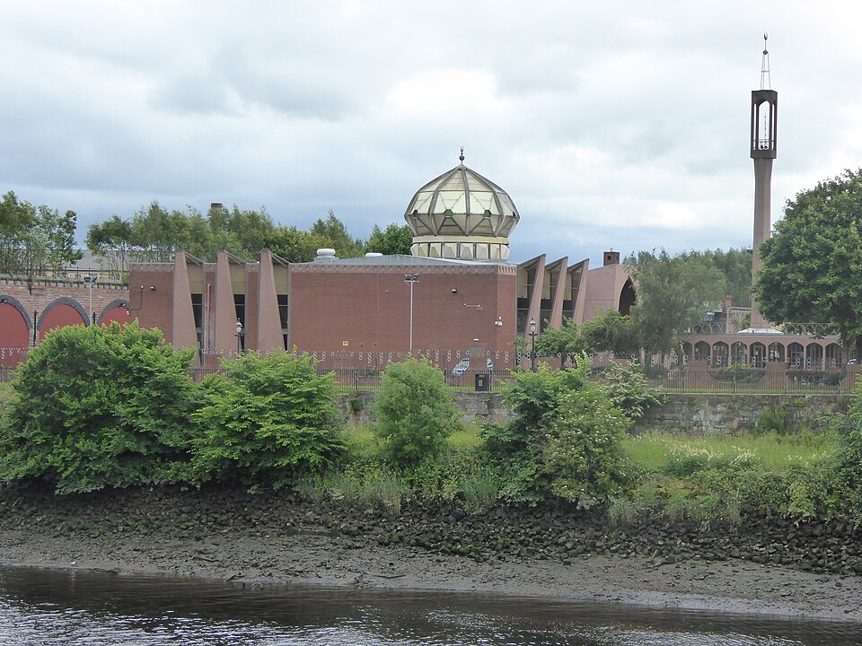 A photograph of Glasgow Central Mosque