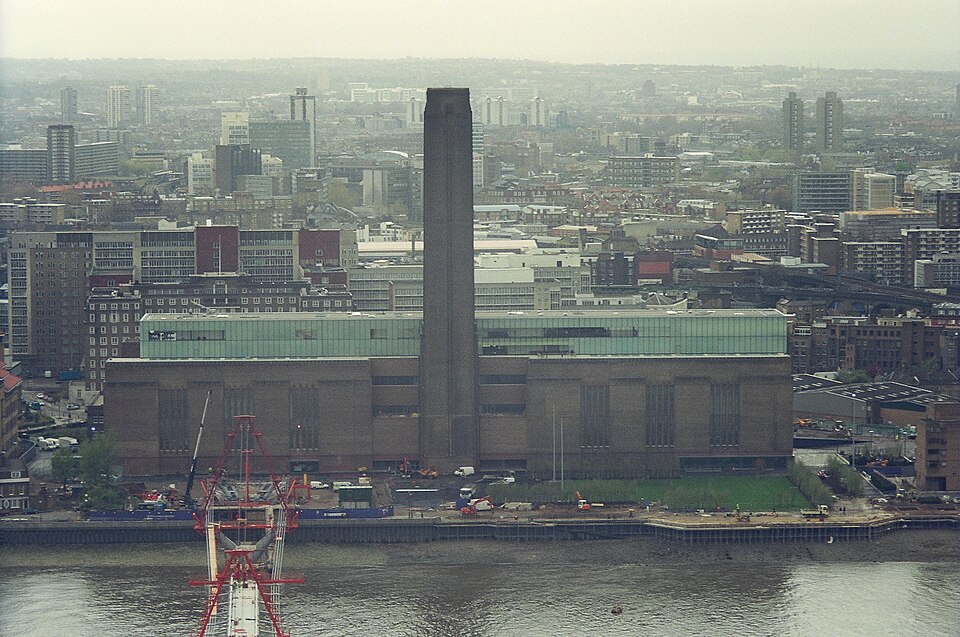 A photograph of Tate Modern