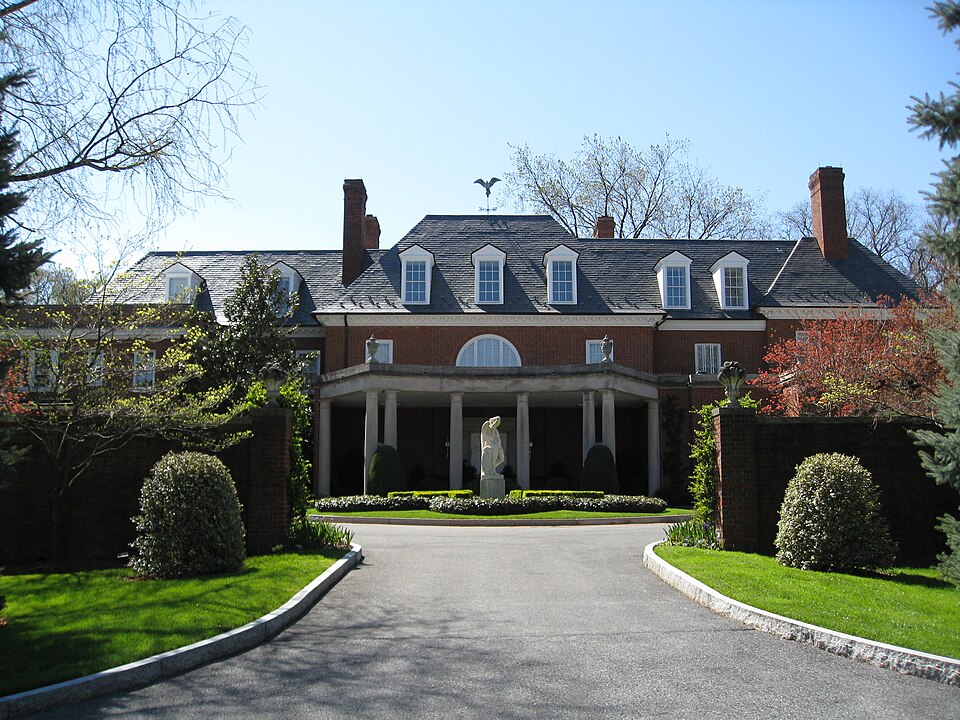 A photograph of Hillwood Estate, Museum & Gardens