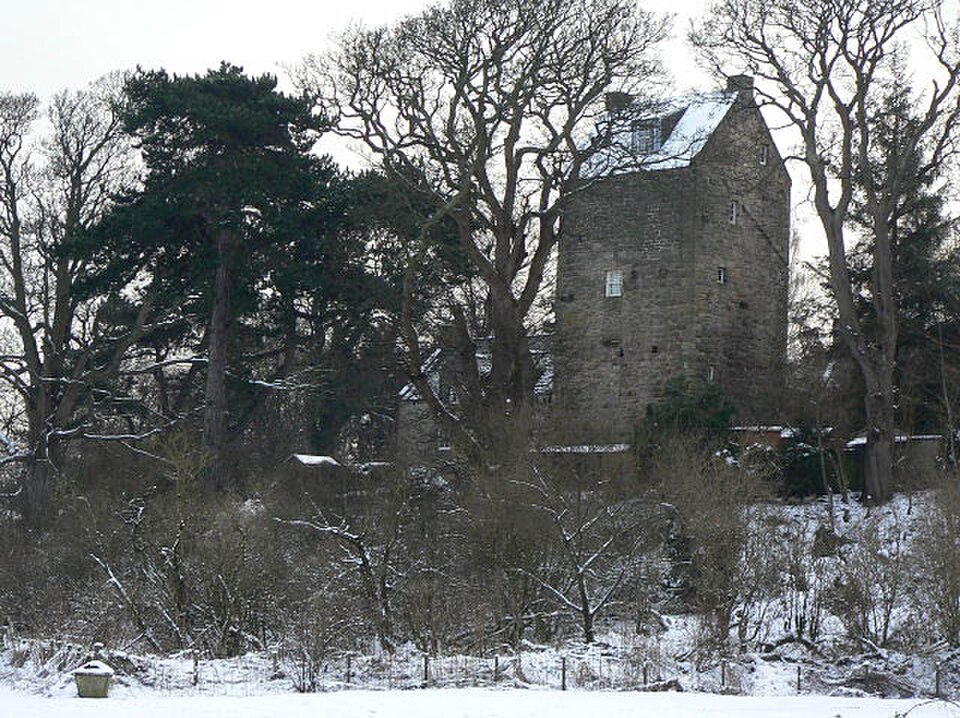 A photograph of Cramond Tower