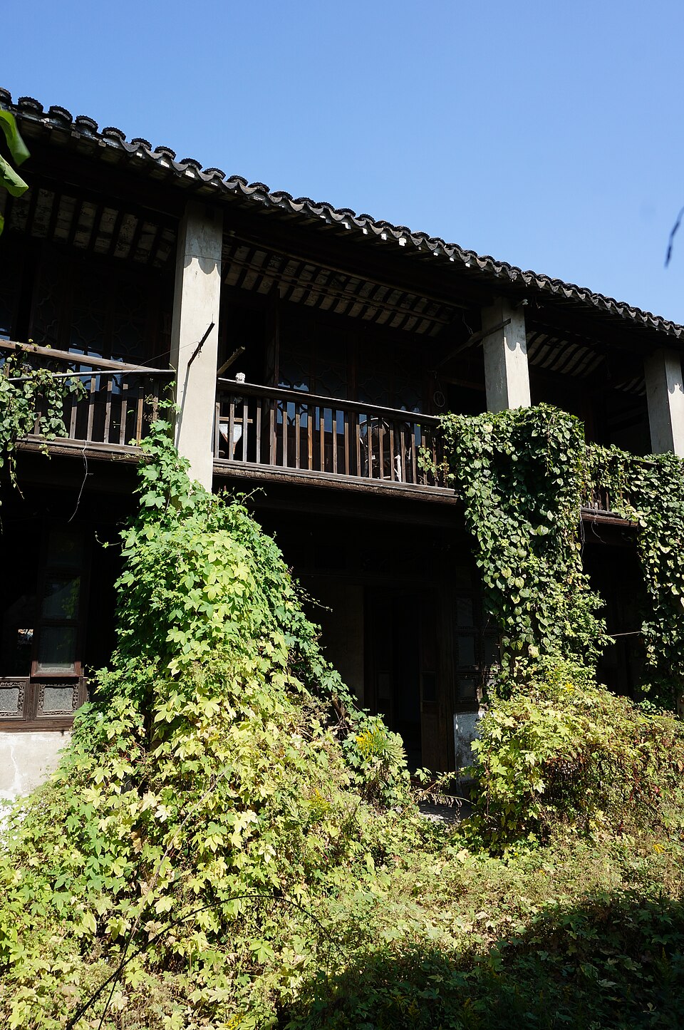 A photograph of 沈宅