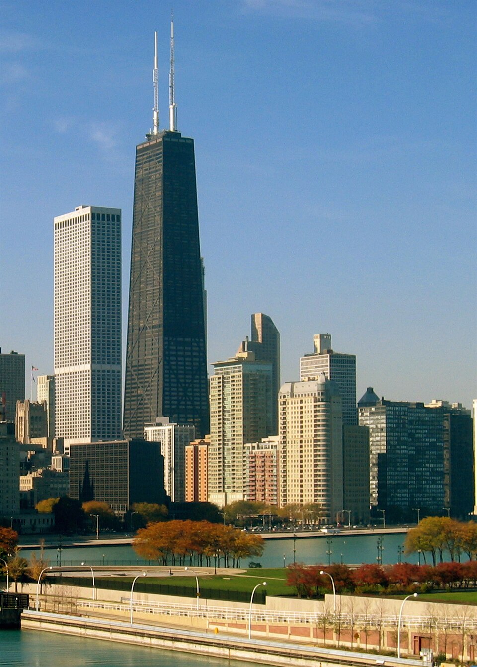 A photograph of 875 North Michigan Avenue