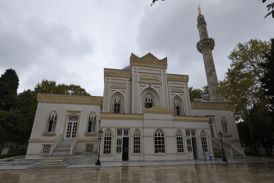 A photograph of Yıldız Camii