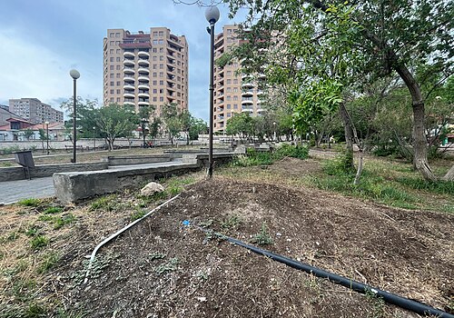Üçgen Park