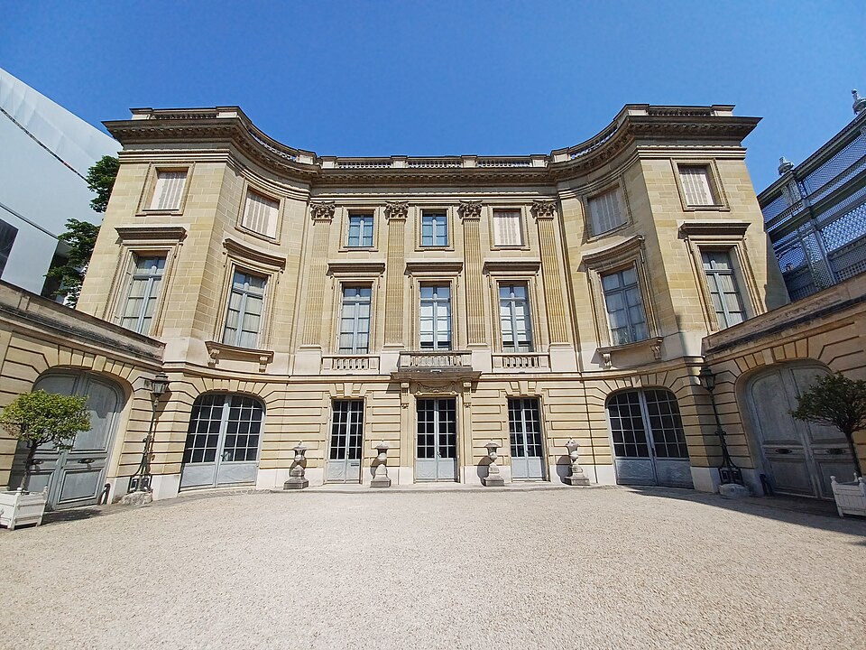 A photograph of Hôtel Moïse de Camondo