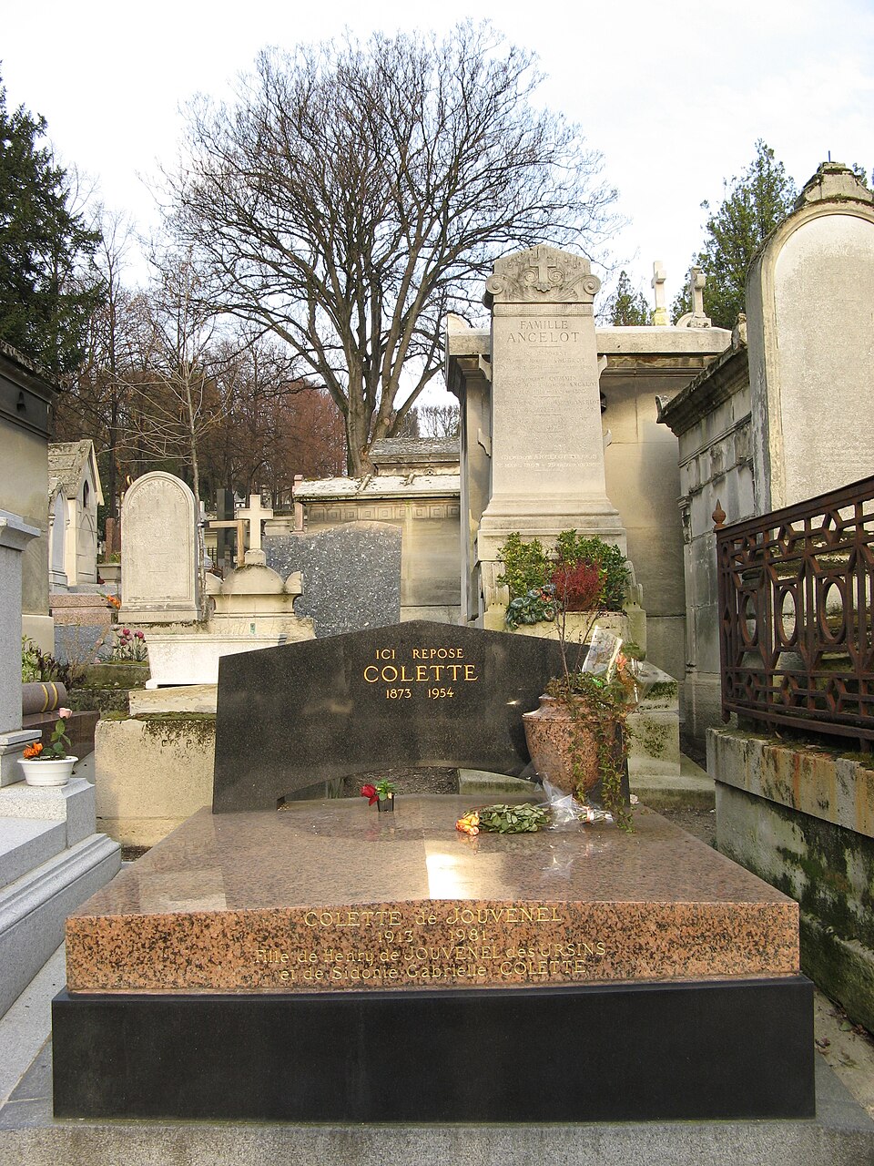 A photograph of Grave of Colette