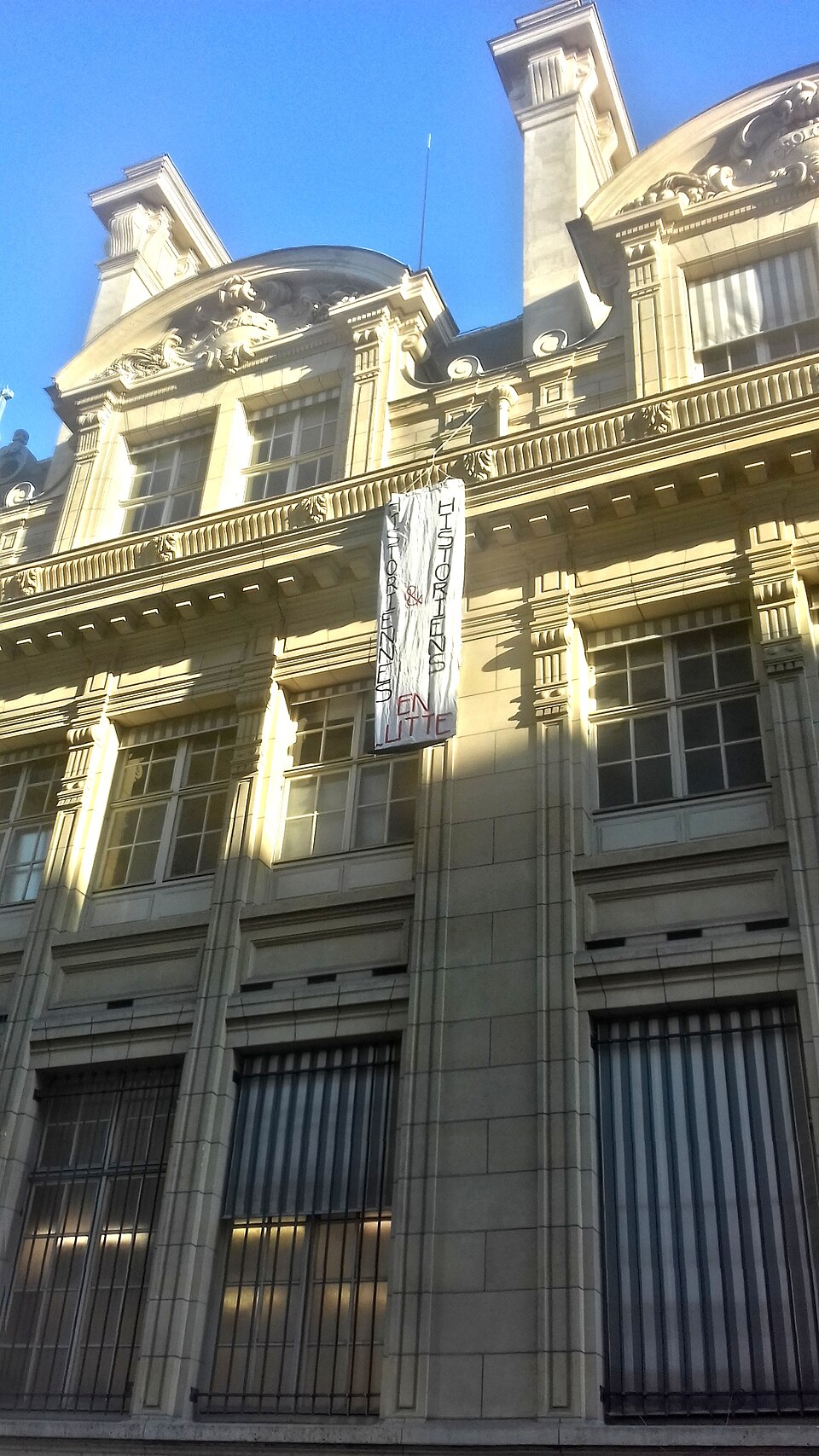 A photograph of University of Paris 1 Pantheon-Sorbonne