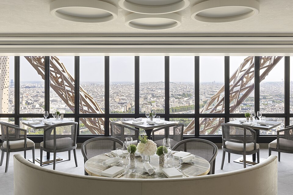 A photograph of Le Jules Verne