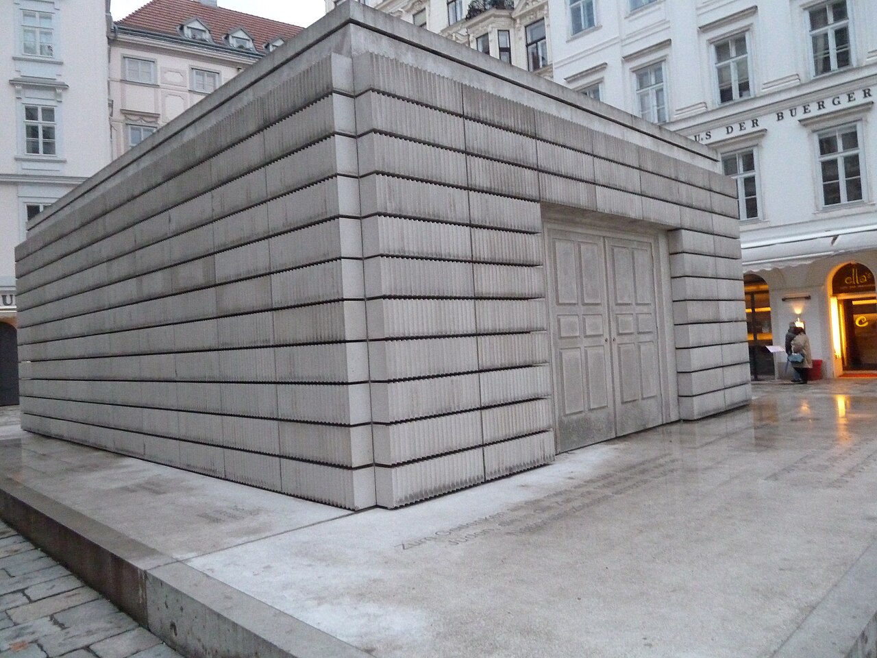Judenplatz Holocaust Memorial fotoğrafı