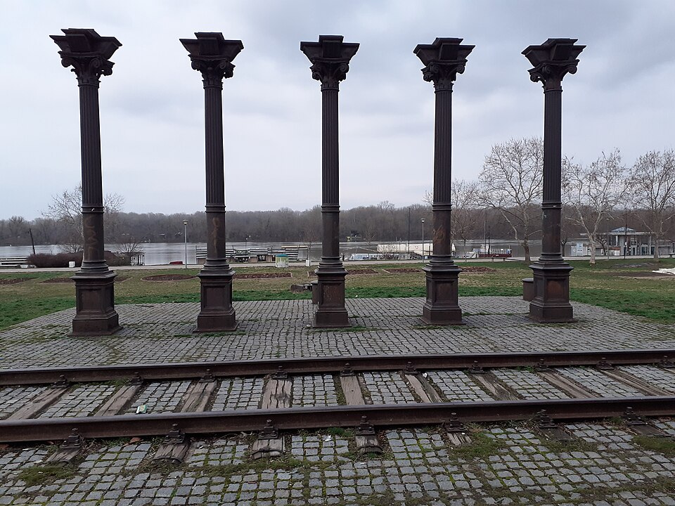 A photograph of Monument Railway Station (Zemun)