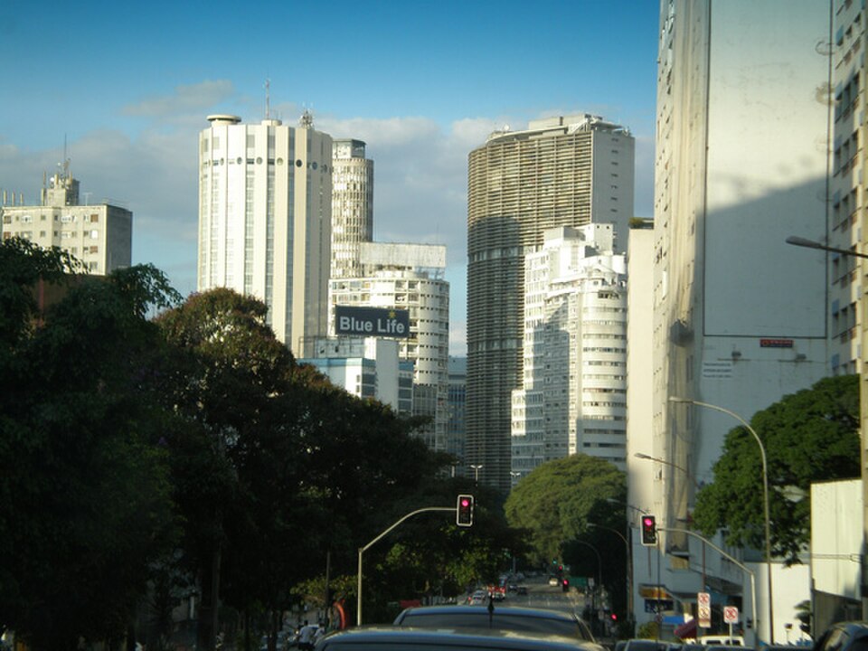 A photograph of Edifício Copan