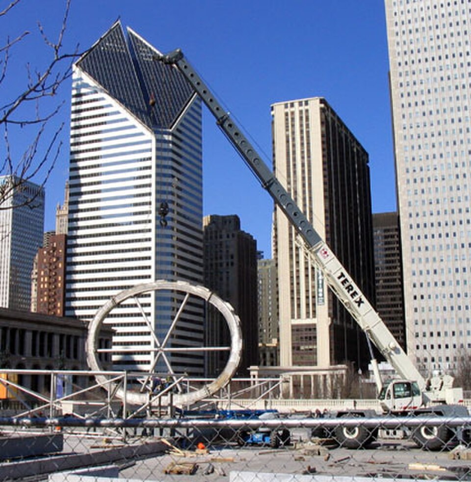 A photograph of Cloud Gate