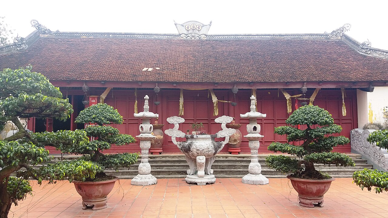 A photograph of Chùa Cổ Pháp