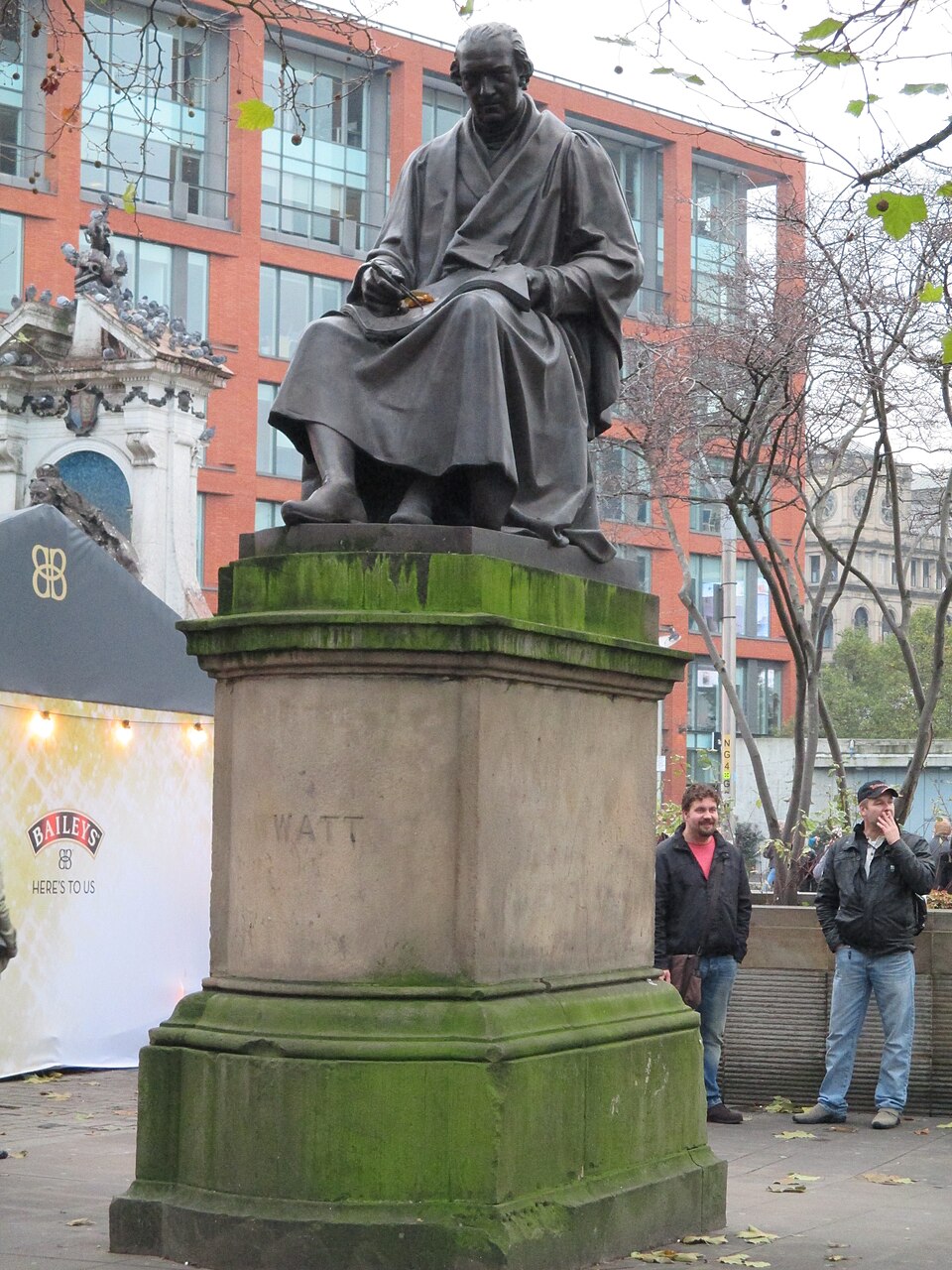 A photograph of Statue of James Watt