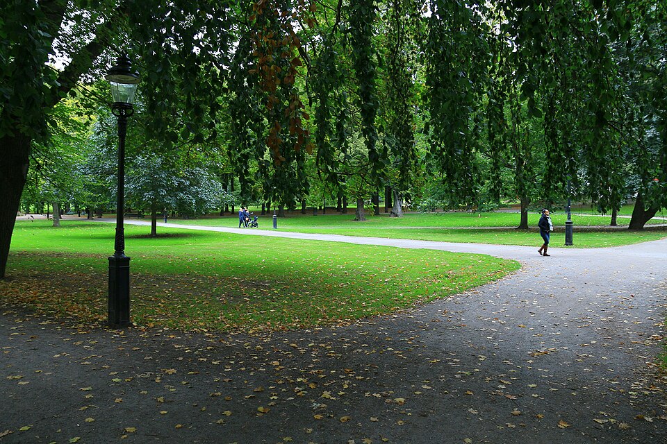 A photograph of Humlegården