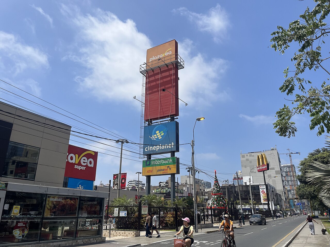 Cineplanet
