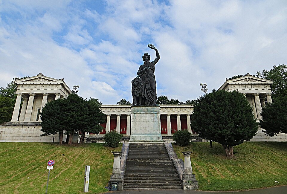 A photograph of Ruhmeshalle