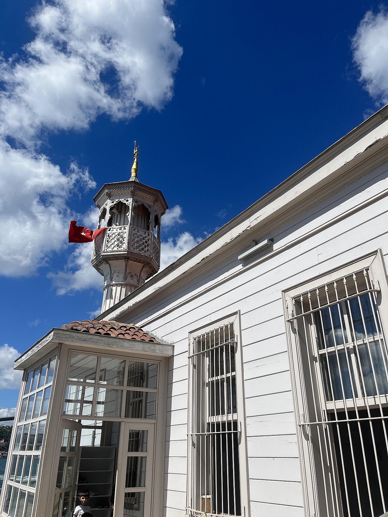 Üryanizade Ahmet Esat Efendi Camii