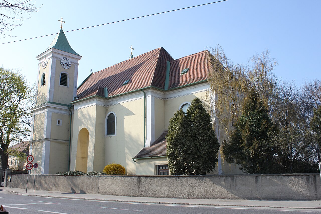 Uma fotografia de Breitenleer Pfarrkirche