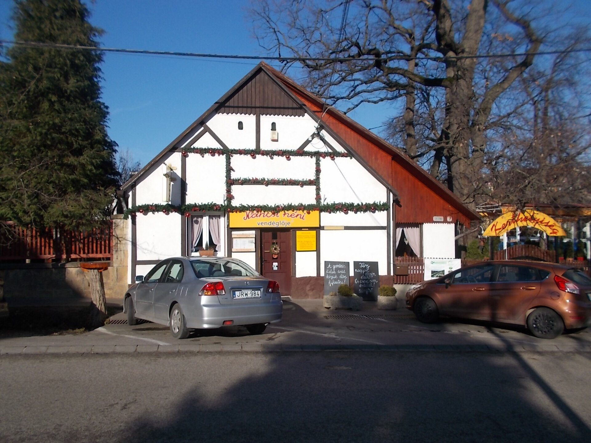 Náncsi Néni