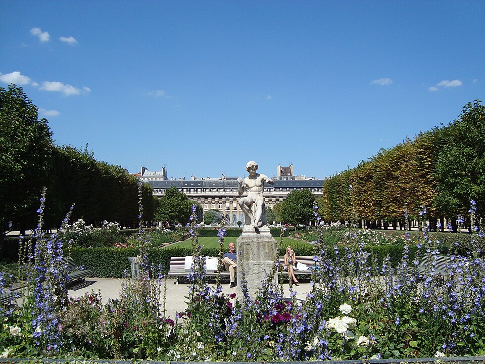 A photograph of jardin du Palais-Royal