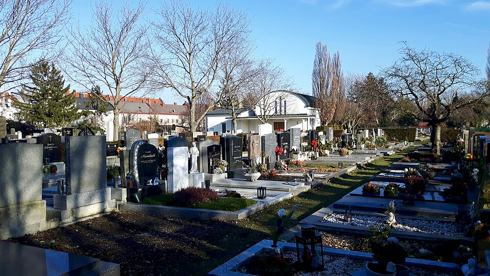 A photograph of Friedhof Siebenhirten